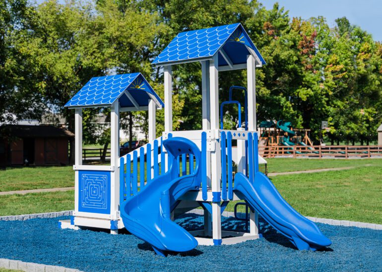 Commercial Playgrounds or Residential Playgrounds? Which One? King